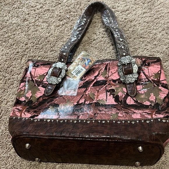 Montana West Western Buckle Collection pink camo/woodland (flawed) see pic - Picture 3 of 11
